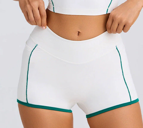 Fitness wear with built-in bra