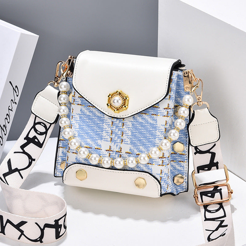 Princess Pearl Chain Bag